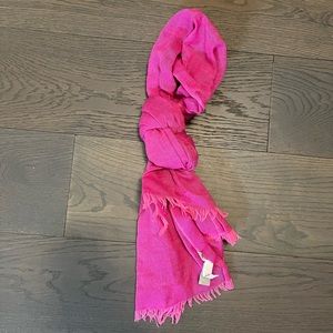 BR pink ladies scarf NWT retail $84 - Mother’s Day gift